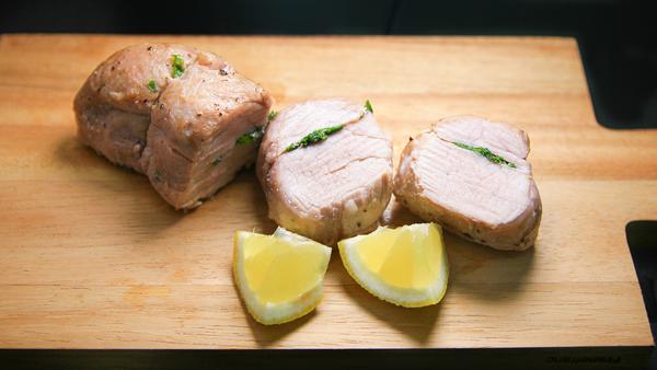 檸檬香草焗豬柳 Roasted Pork Loin with Herbs and Lemon