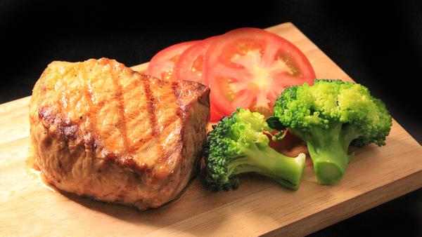 平價又有特色!只需$30就做出玫瑰茶香豬里脊肉 Rose Tea Brined Pork Loin