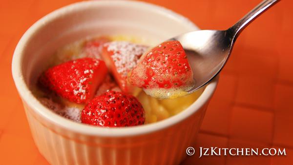 意大利甜品 - 士多啤梨沙巴翁布丁 Strawberry Sabayon Pudding