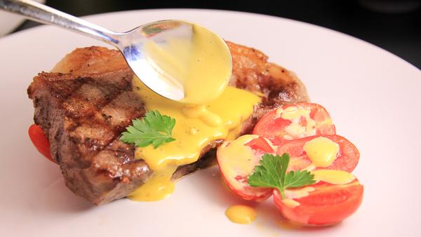 只需攪拌機就完成！法式荷蘭醬 Hollandaise Sauce (Using Blender)