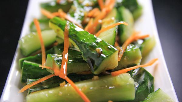 惹味拍青瓜 Asian Style Cucumber Salad