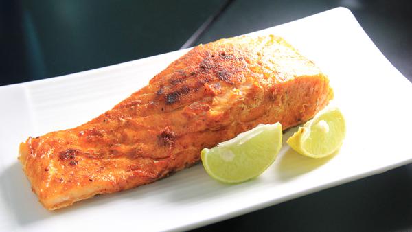 超簡單食譜!微微辣三文魚 Paprika Salmon