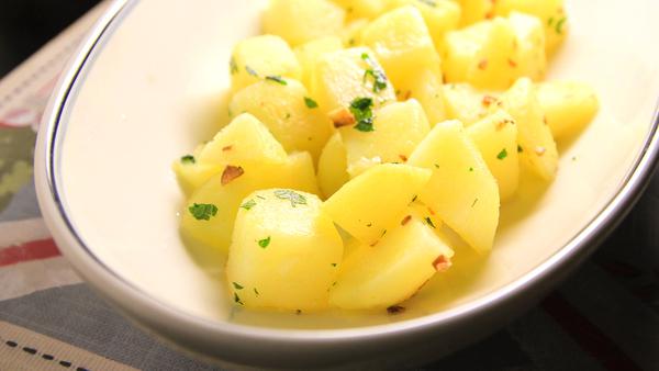 最佳配菜!牛油香草薯粒 Pan-fried Potato Cubes with Herbs