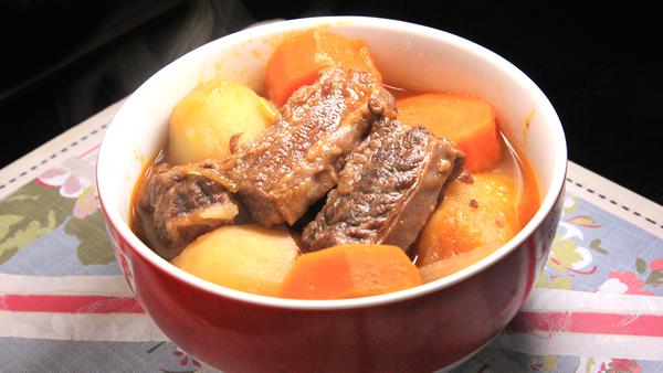 冬天 comfort food 紅酒燴牛肋條