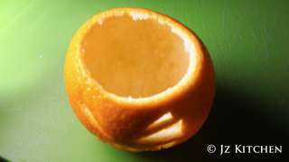 鏟起橙皮上的白衣